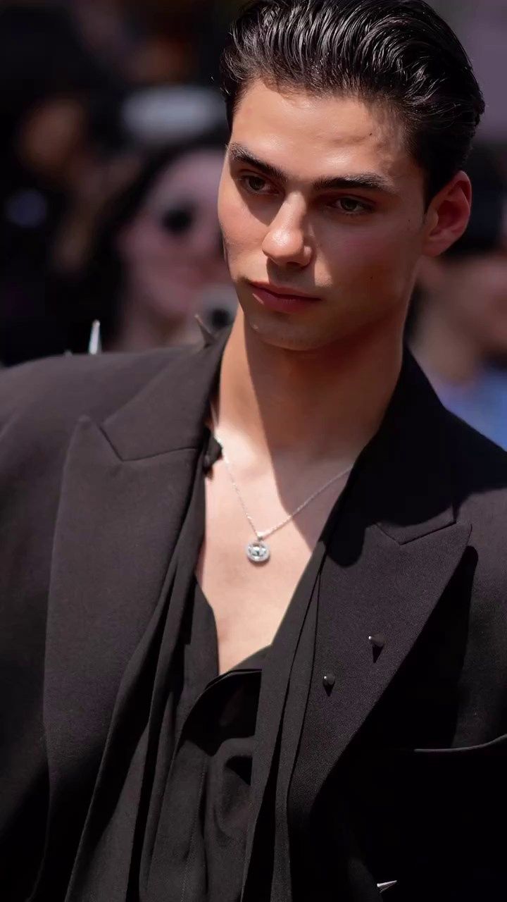 Jacob Rott. Julia Di |Fashion streetstyle photographer|videomaker in Milan & Paris