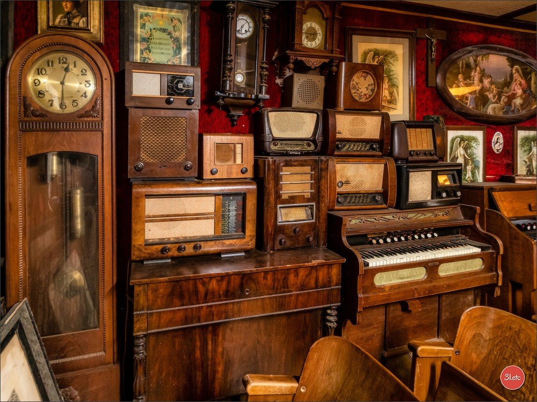 Удивительное место - частный музей старинного хлама - Fahrzeugmuseum. Photographe à Strasbourg | Portraits, Studio, Enfants, Événements