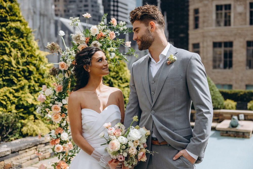 Горска сватбена фотосесия естествена природа романтични портрети Витоша планина България