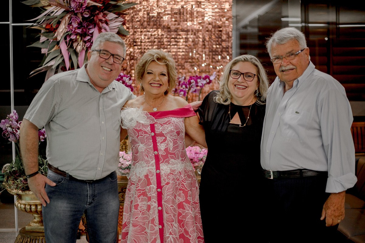 Waldeana - 70 anos. Fotógrafa de Eventos em São Paulo e Sorocaba Kika Damasceno
