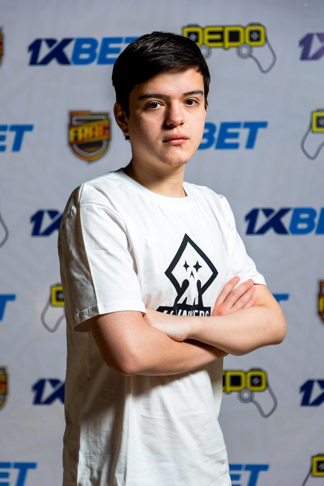 LanDaLan & FRAG & GLuck Yungstar & UCA