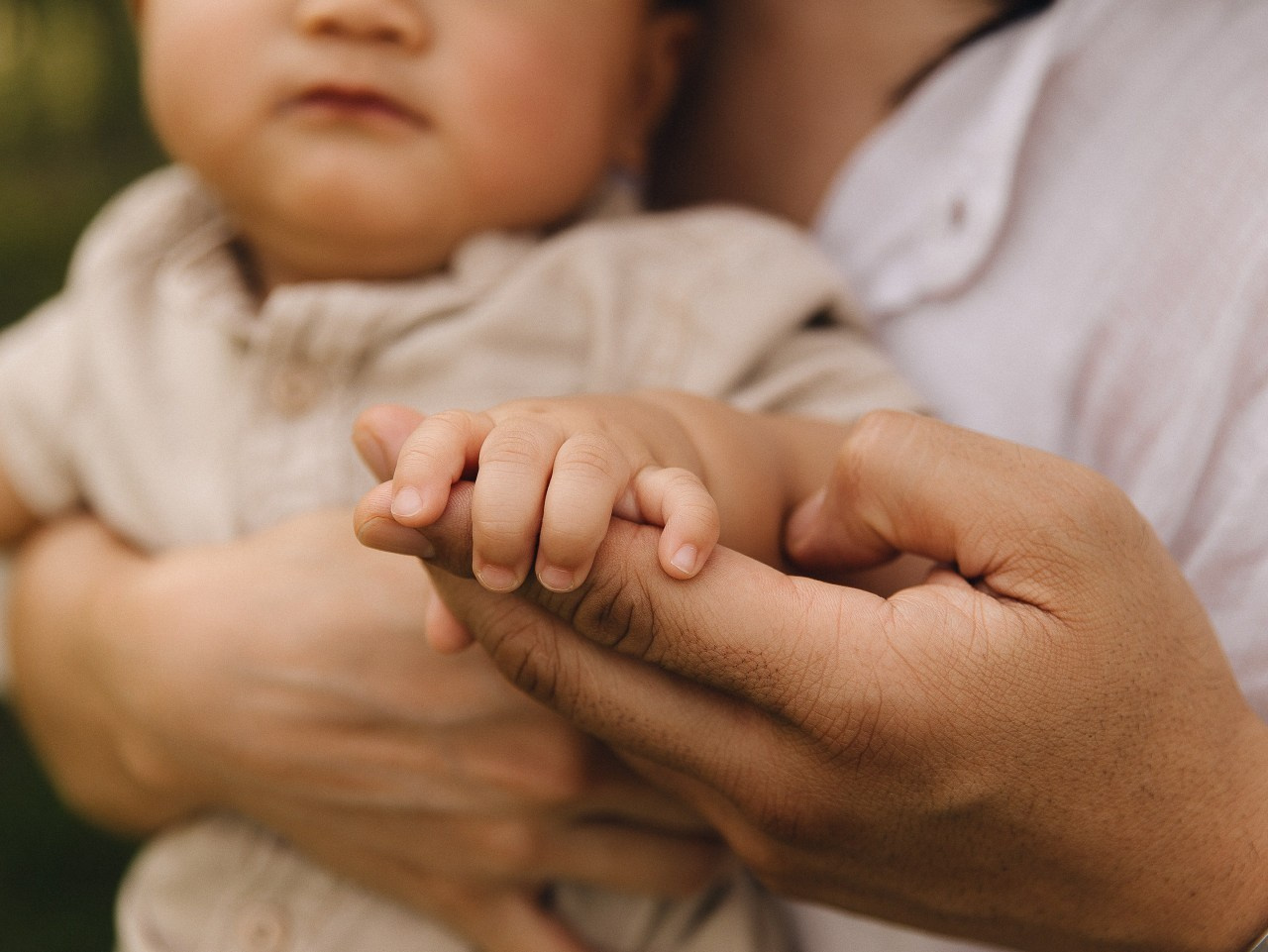 Warm Words. Family and wedding photographer in Bangkok, Thailand