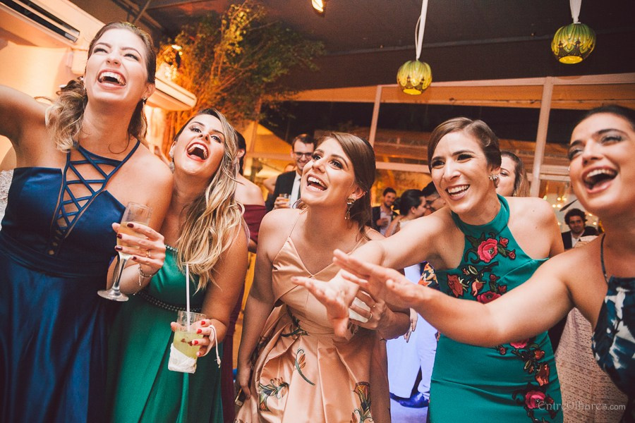 Casamento de Márcia e Marcos na Casa de Chá em Aldeia Pernambuco. Casamento ao ar livre. EntreOlhares Fotografia e Filmagem de Casamentos em Recife/PE e João Pessoa/PB — Momentos únicos eternizados com sensibilidade