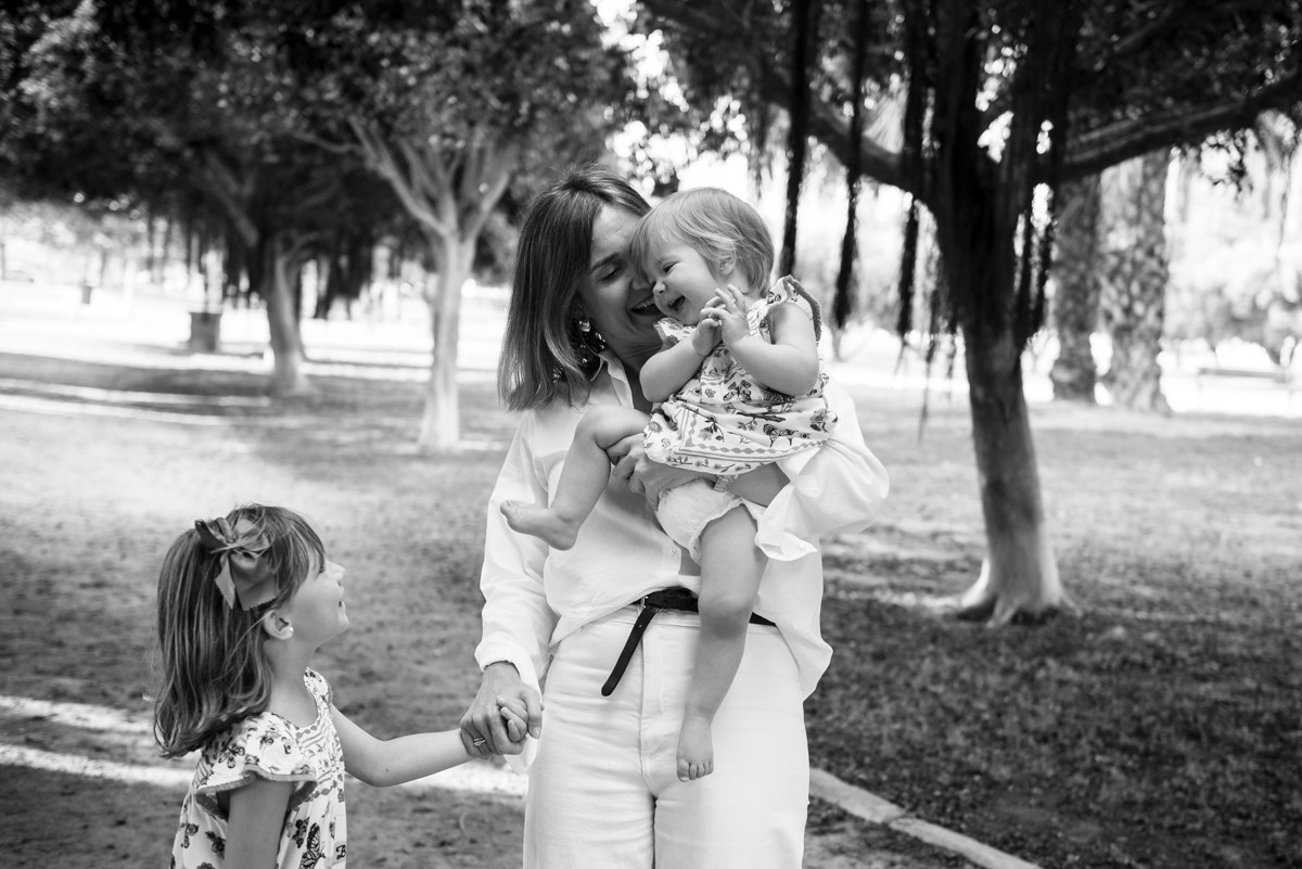 Madres. Fotografia de familias en Alicante Mónica Santonja
