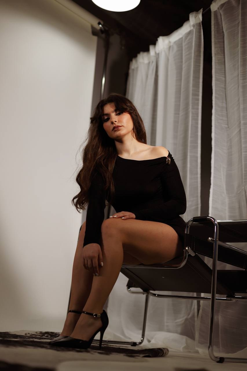 Marta. VALERIIA VIUNOVA individual shooting\love story\event\brand