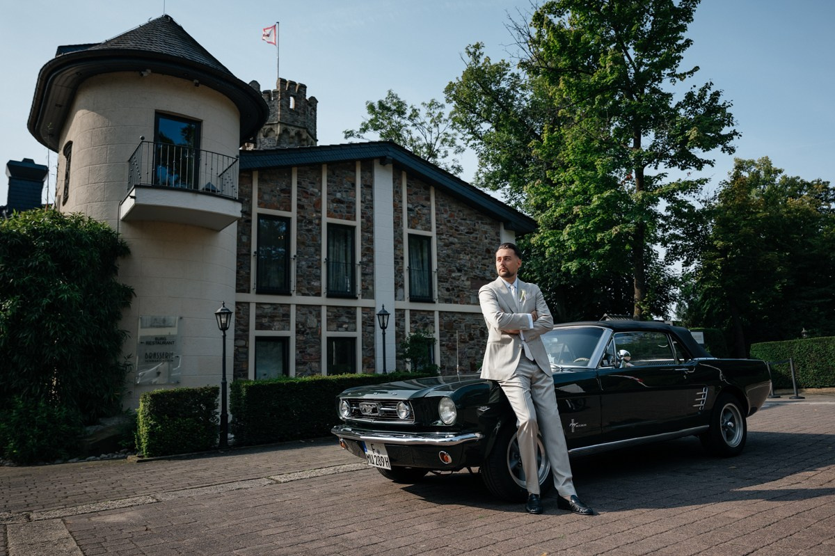 Grood with old timer