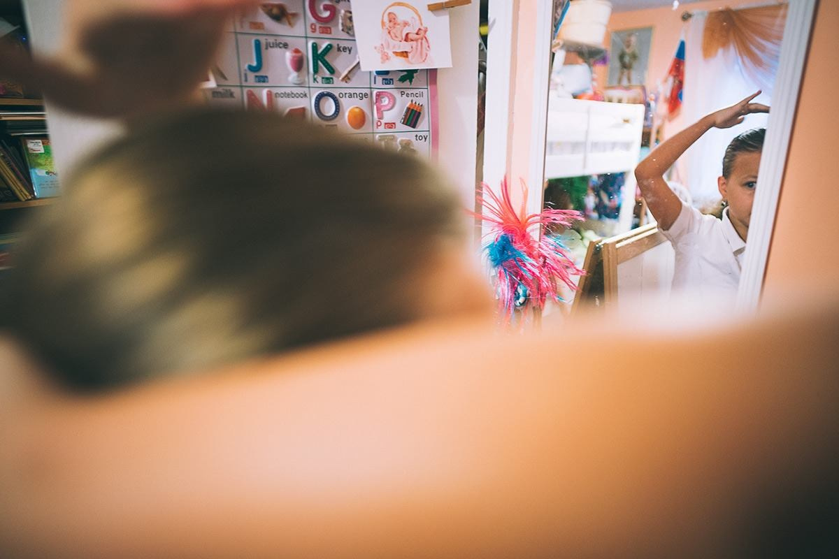 10 years ago Today — First day of school (Sophie and Eva) — Sony A7R II + Ultron 21mm f1.8 (Everything without autofocus). Emin Kuliyev — Award-Winning Wedding Photojournalist NYC & USA | Best Wedding Photographer Known for Candid, Timeless Moments