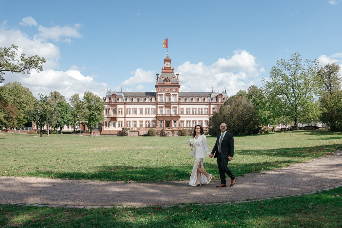 Civil Wedding at Schloss Philippsruhe in Hanau. Wedding photographer & videographer Frankfurt | Denis Mirosnik