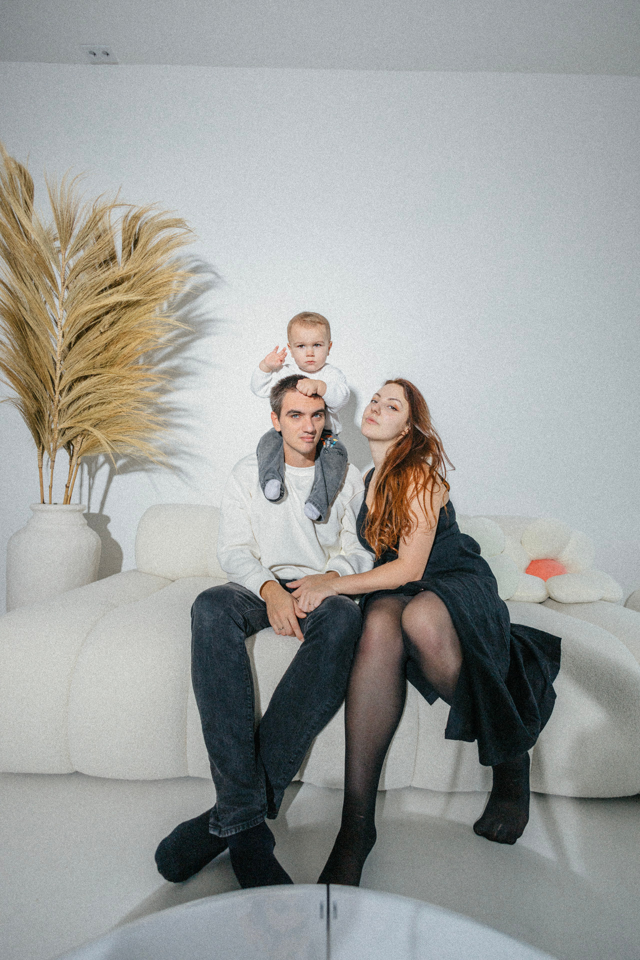 Viktoria and Family. Samid Ali