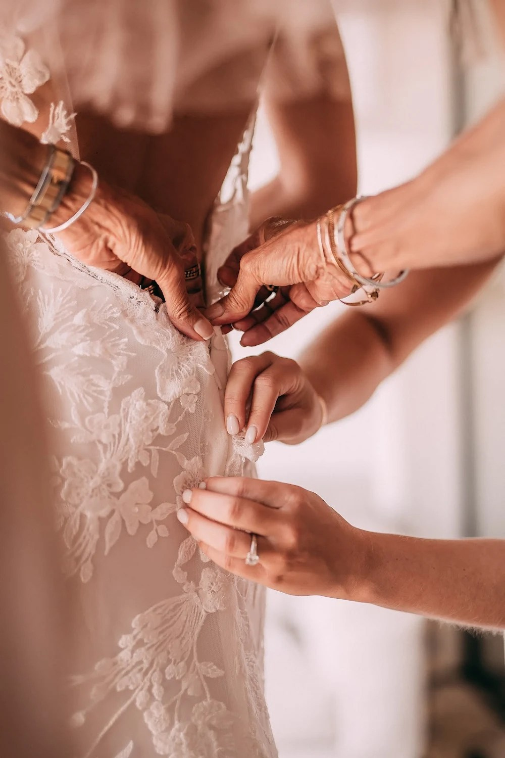 Candid moments. Wedding photographer Como Lake, Italy