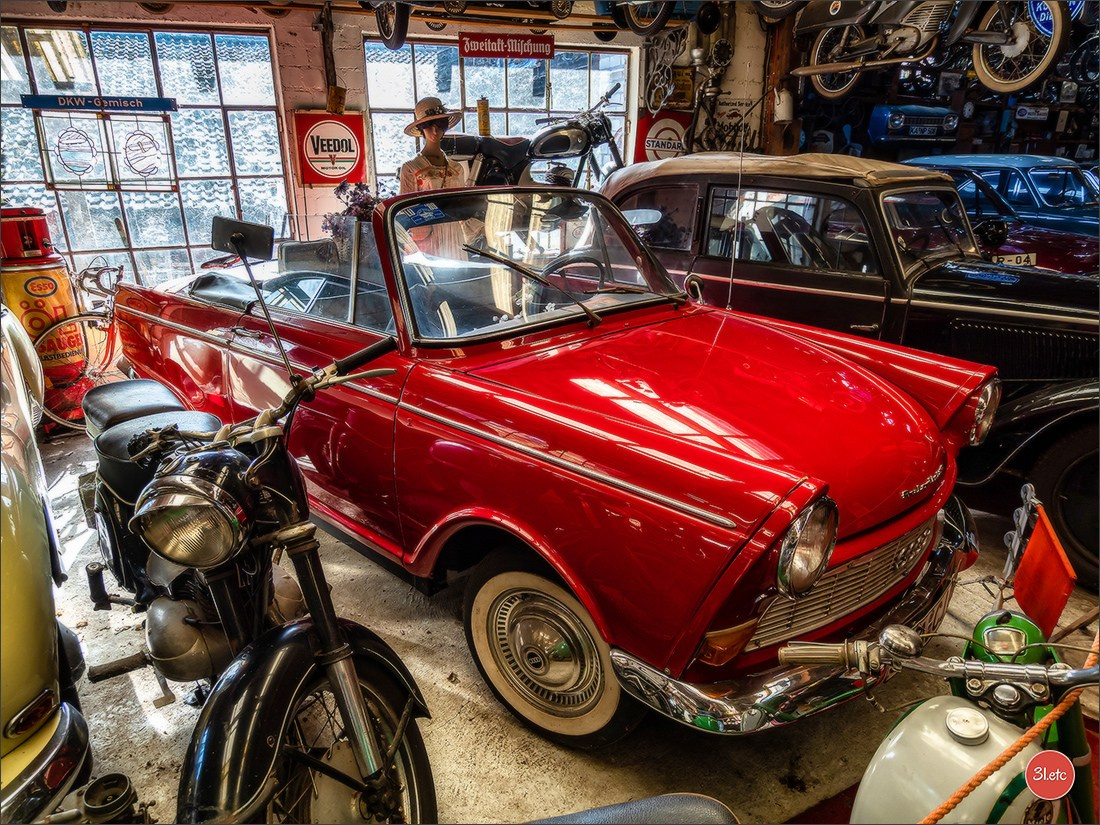 Удивительное место - частный музей старинного хлама - Fahrzeugmuseum. Photographe à Strasbourg | Portraits, Studio, Enfants, Événements