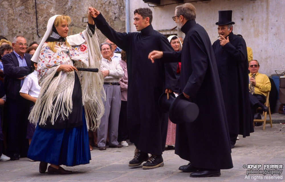 Ball del Gambeto, Riudaura, Catalunya