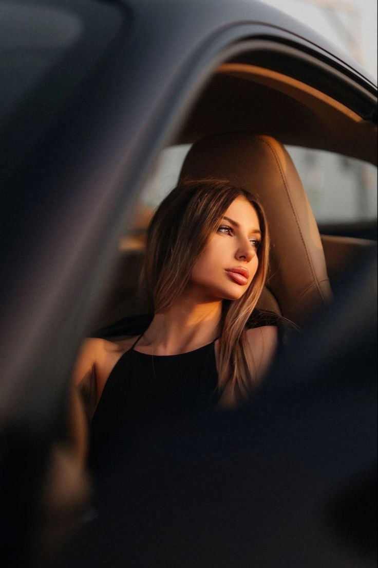 Stylish Model in Luxury Car – Elegant Automotive Photography