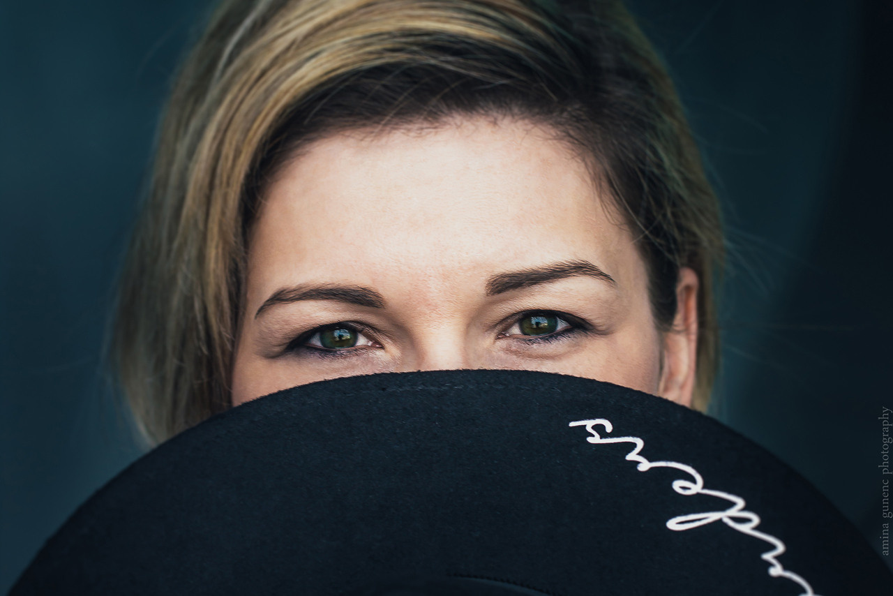 Ordinary people can do Extra-ordinary things. Amina Gunenc - bruiloft- en familie fotograaf in Nederland