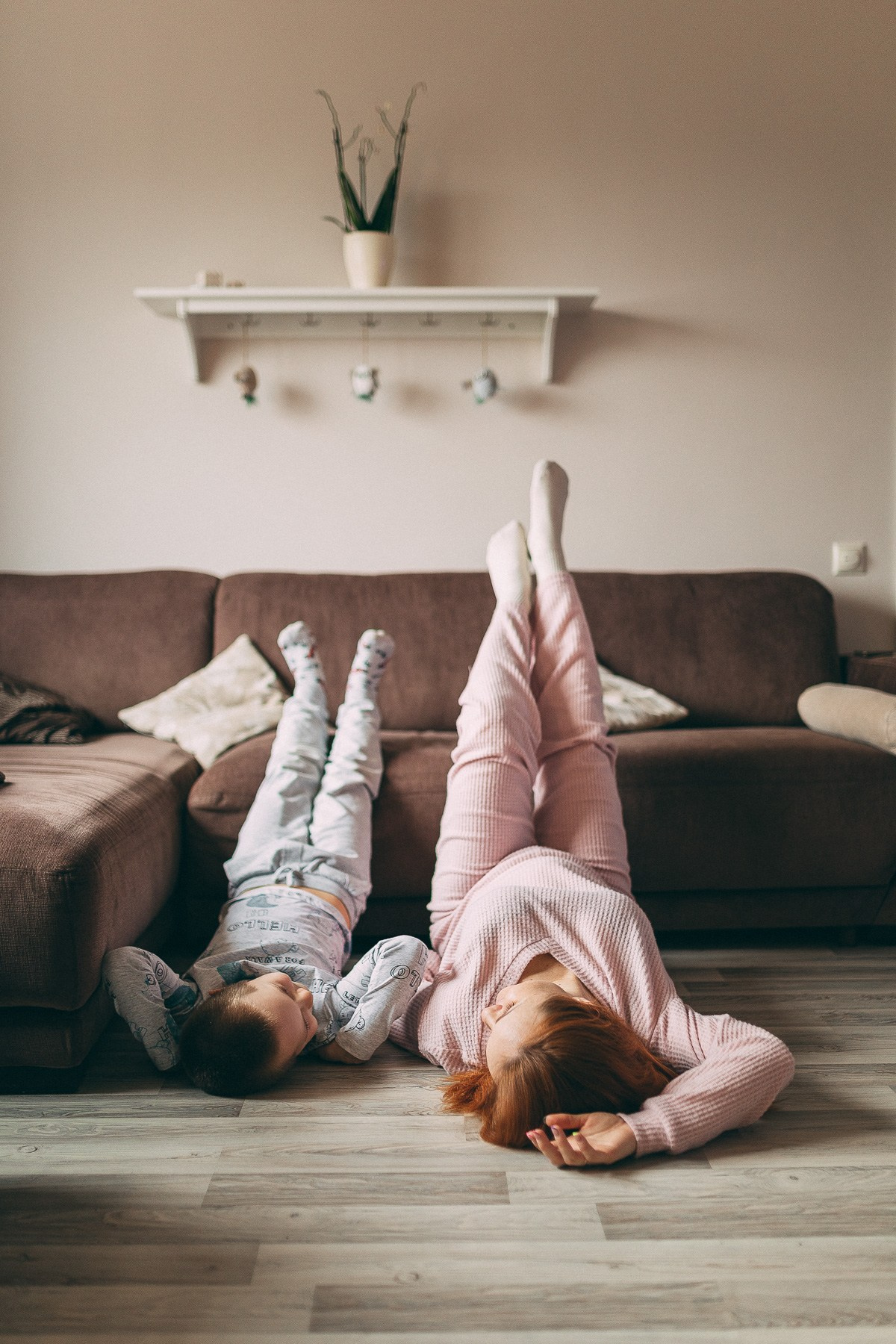 Домашняя съёмка мама с сыном. Fotogrāfs Rīgā — Katerina Gordik