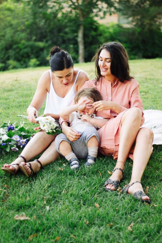ME, SON AND GRANDMOTHER. PHOTOGRAPHER IN ISRAEL