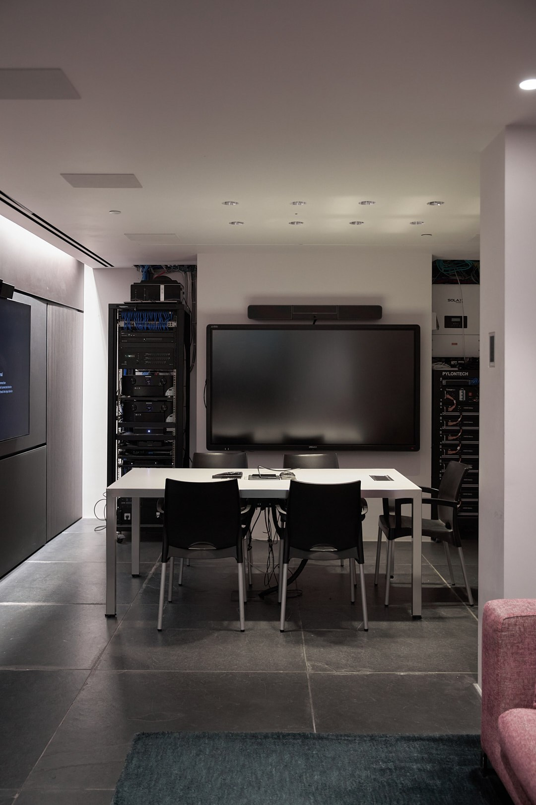 HED CINEMA & CREATIV PEOPLE. צילום ווידאו לעיצוב פנים ואדריכלות