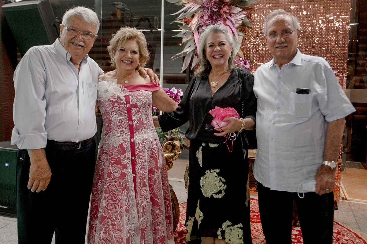 Waldeana - 70 anos. Fotógrafa de Eventos em São Paulo e Sorocaba Kika Damasceno