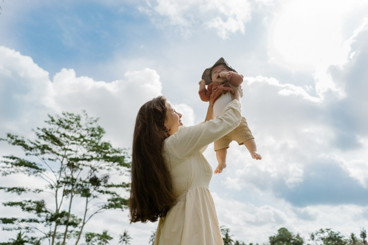 Daniel’s Family Photoshoot. Female Photographer in Bali