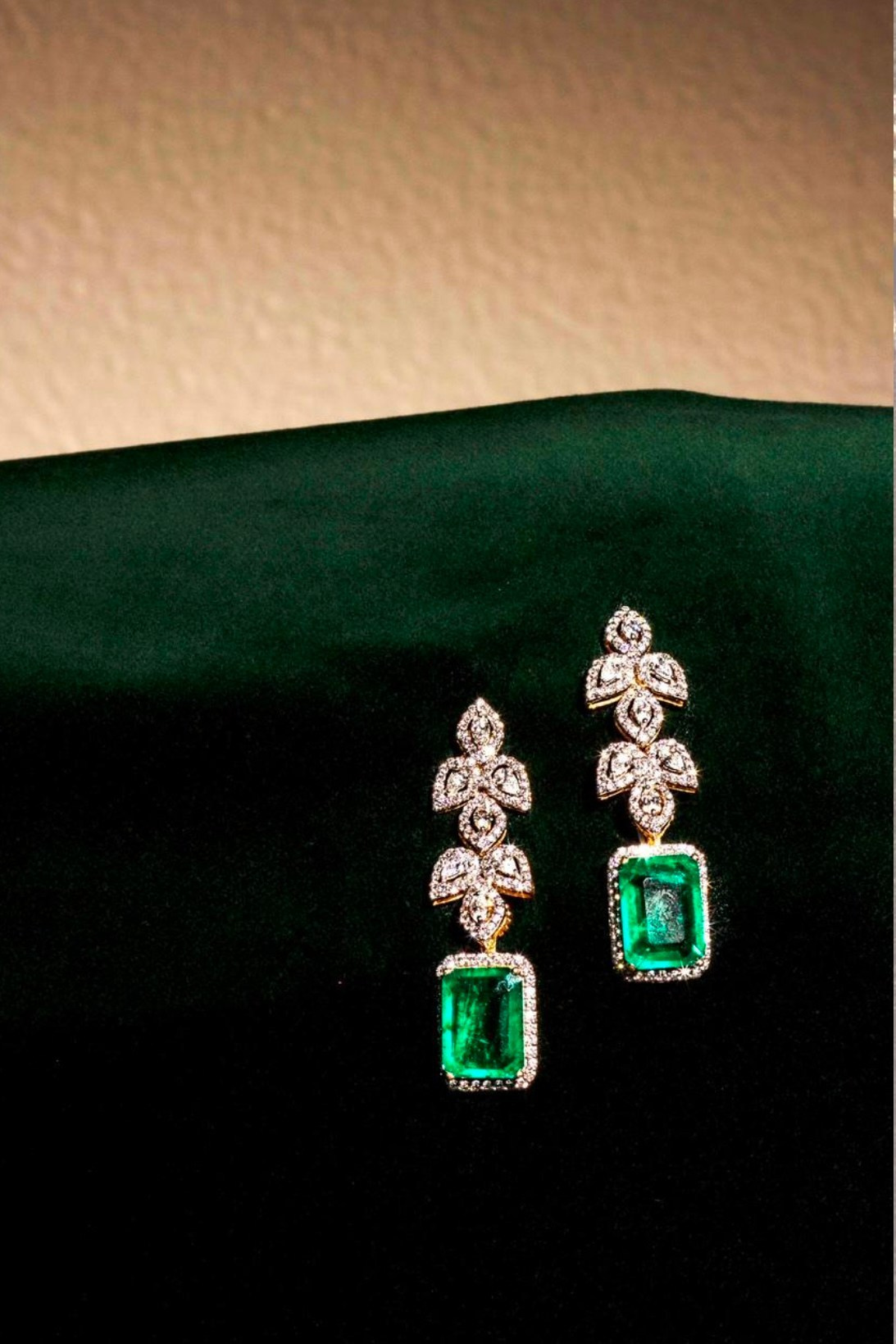 Jewellery Portfolio. Mohit Holani | Director