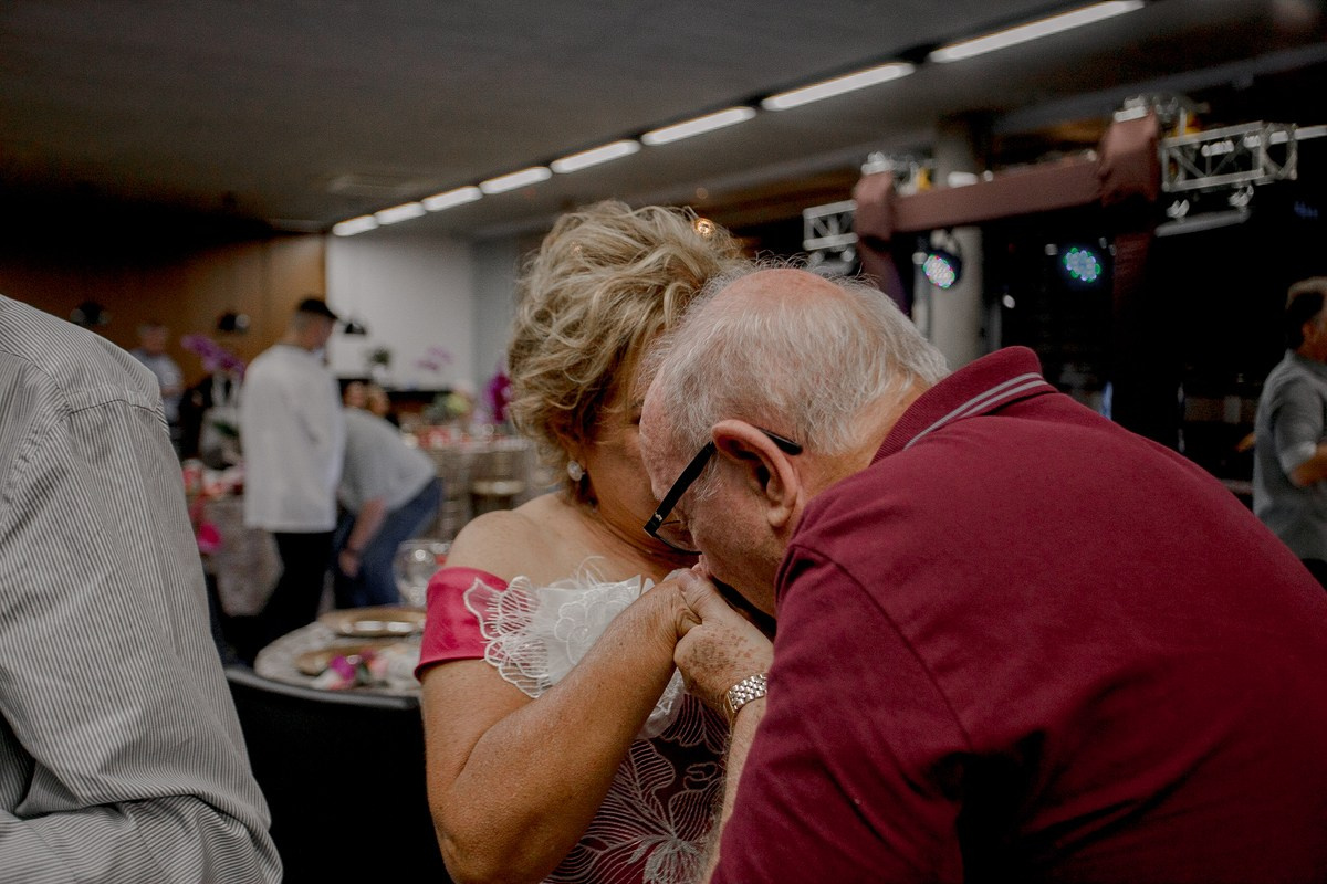 Waldeana - 70 anos. Fotógrafa de Eventos em São Paulo e Sorocaba Kika Damasceno