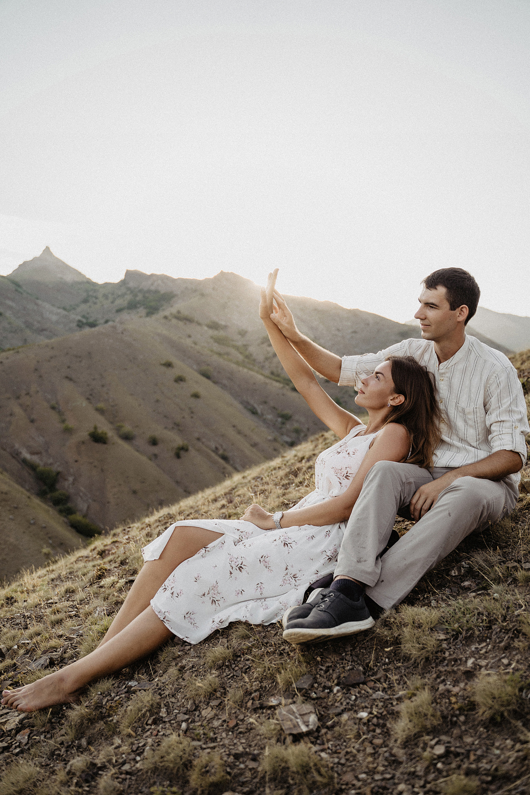 Love-story в Крыму. Фотосессия на закате в горах. Свадебный и семейный фотограф Алексей Попов. Штутгарт, Германия