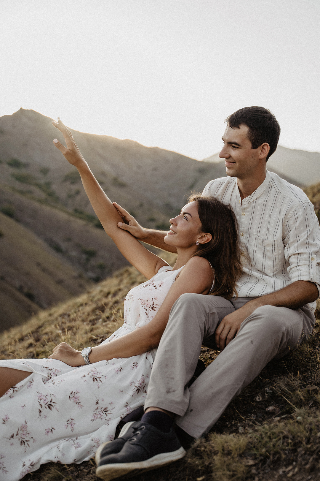 Love-story в Крыму. Фотосессия на закате в горах. Свадебный и семейный фотограф Алексей Попов. Штутгарт, Германия
