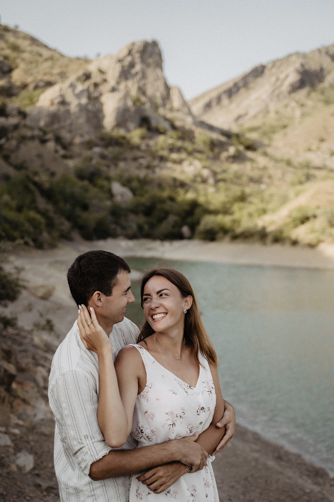 Love-story в Крыму. Фотосессия на закате в горах. Свадебный и семейный фотограф Алексей Попов. Штутгарт, Германия