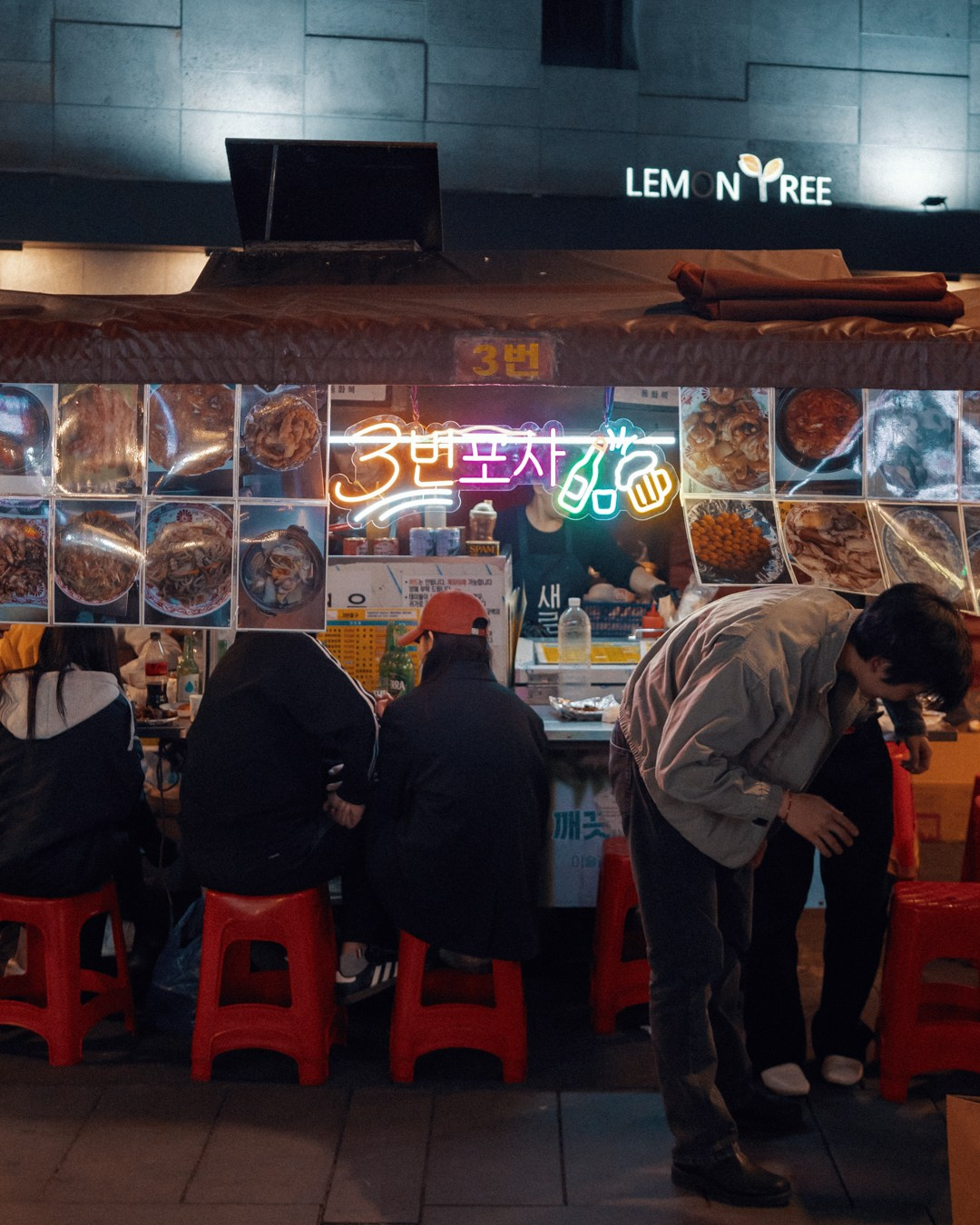 A2. Street & casual portrait photographer in South Korea