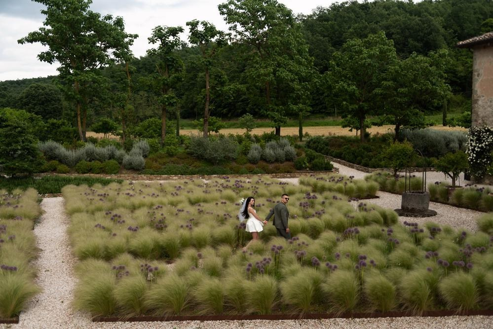 A wedding for two in Tuscany' may 24. Lake Como Wedding Photographer | Elegant & Timeless Photography in Italy
