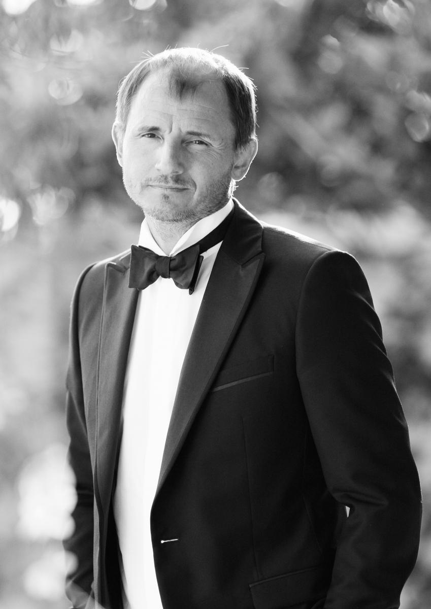 France. Provance. Luxury wedding, portrait, family photographer over Europe