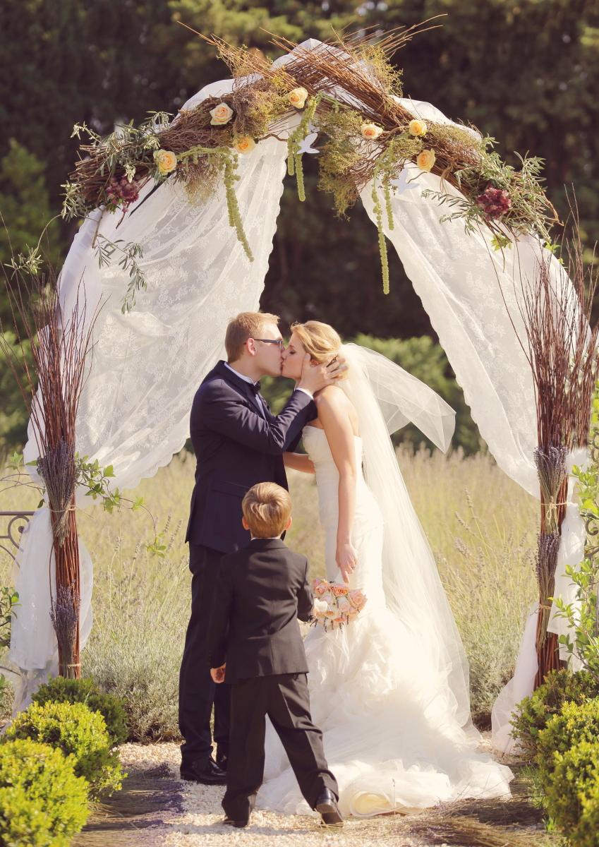 France. Provance. Luxury wedding, portrait, family photographer over Europe