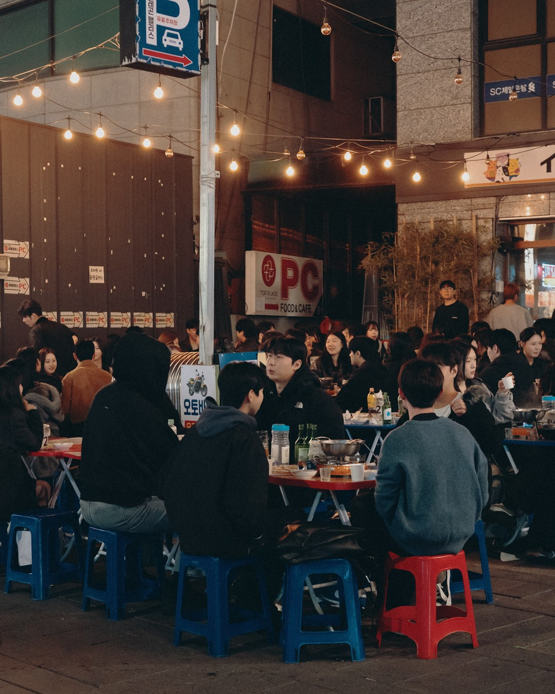 A2. Street & casual portrait photographer in South Korea