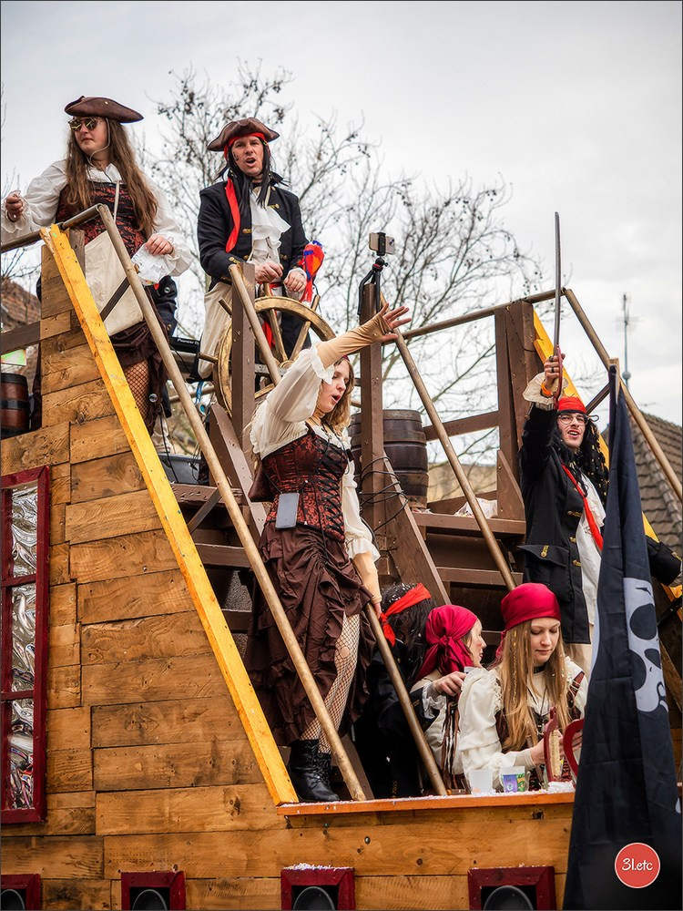 Traditional February carnival. Music, dancing, costume performances. C. Photographe à Strasbourg | Portraits, Studio, Enfants, Événements