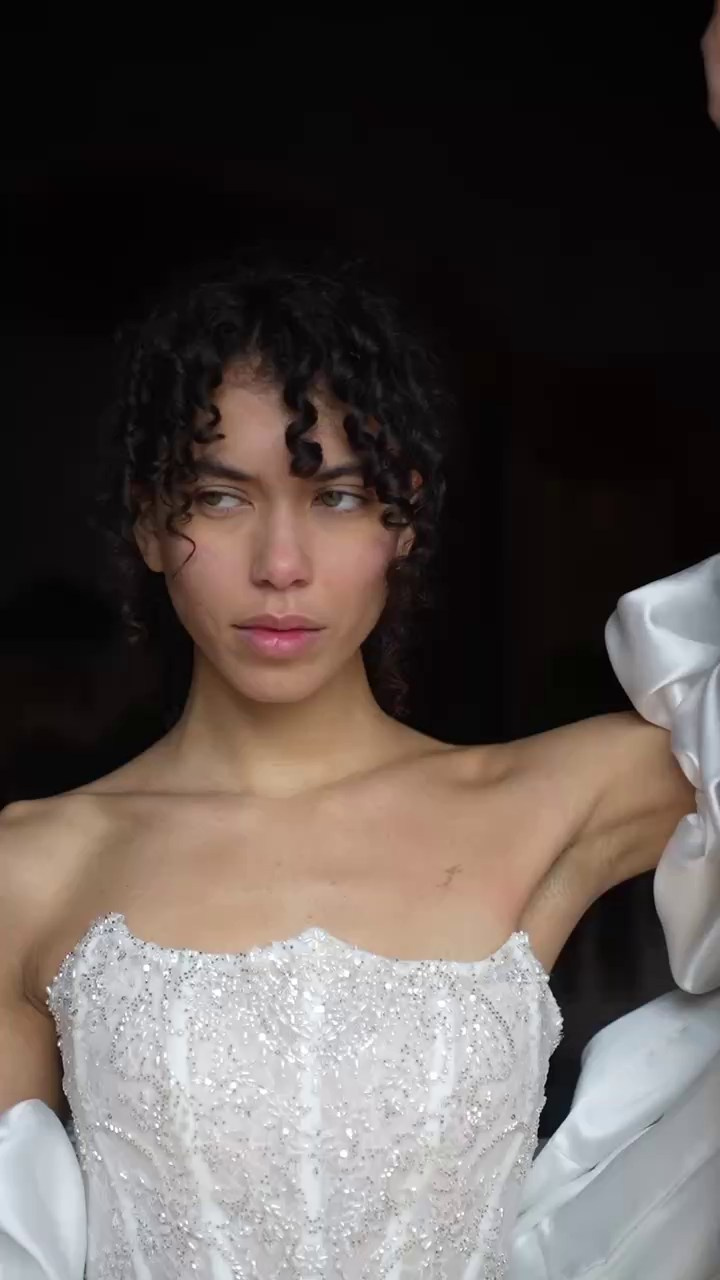 Maria videographer. Wedding and elopement photographer Italy Tuscany Como Milan Pavia Marija Galaka