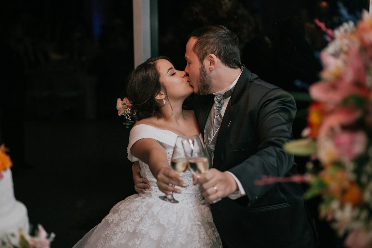 Felipe e Letícia. Fotógrafa de Eventos em São Paulo e Sorocaba Kika Damasceno