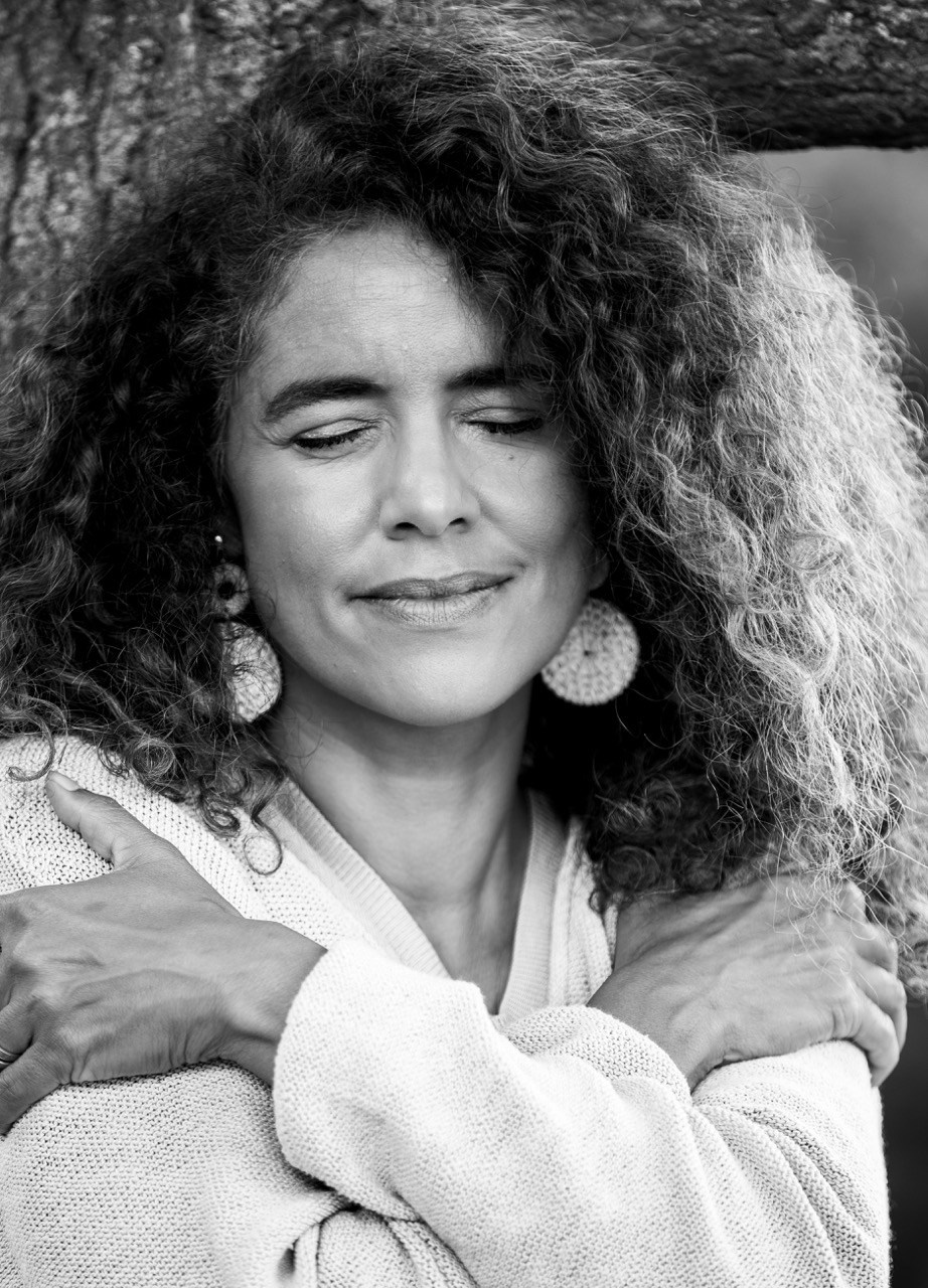 Portrétní fotografka Praha. Dana Lišková — Empathetic Photographer | Introspective Artist |Neurodivergent Coach | Founder of Artepy.cz