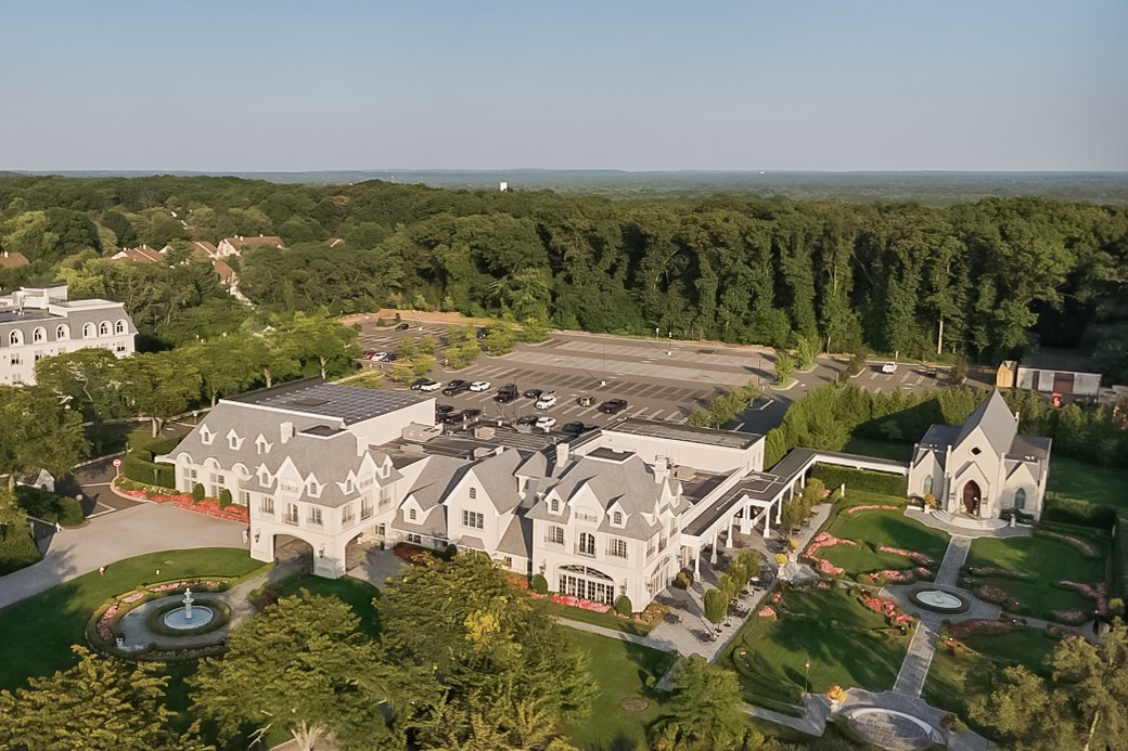 Park Chateau. Luxury Wedding Photography and Cinematography