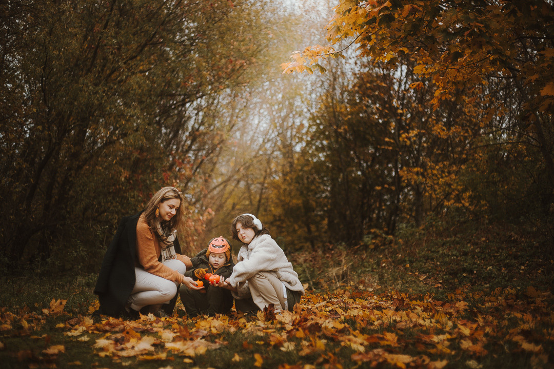 Семейная осеньнаяя фотосессия в Риге  Ģimenes rudens fotosesija Rīgā. Fotogrāfs Rīgā — Katerina Gordik