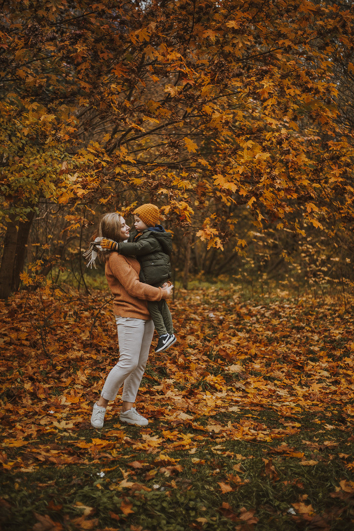 Семейная осеньнаяя фотосессия в Риге  Ģimenes rudens fotosesija Rīgā. Fotogrāfs Rīgā — Katerina Gordik
