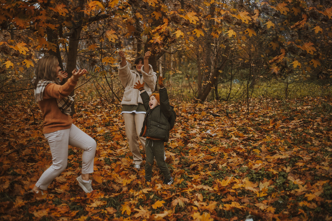 Семейная осеньнаяя фотосессия в Риге  Ģimenes rudens fotosesija Rīgā. Fotogrāfs Rīgā — Katerina Gordik