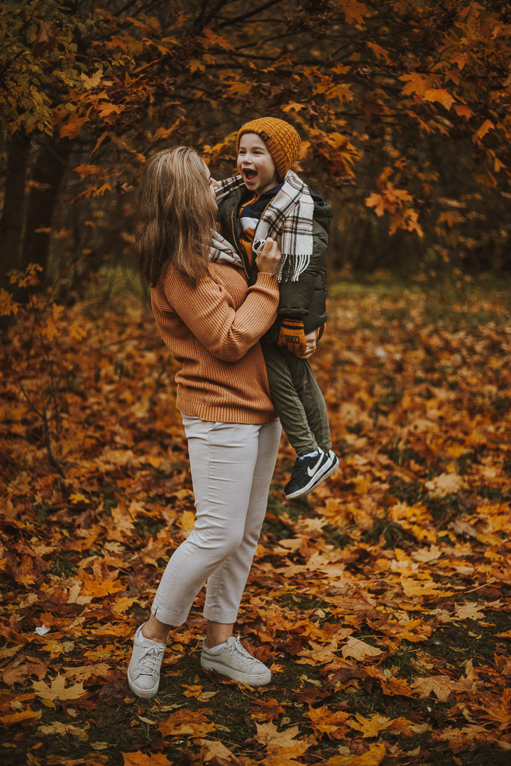 Семейная осеньнаяя фотосессия в Риге  Ģimenes rudens fotosesija Rīgā. Fotogrāfs Rīgā — Katerina Gordik