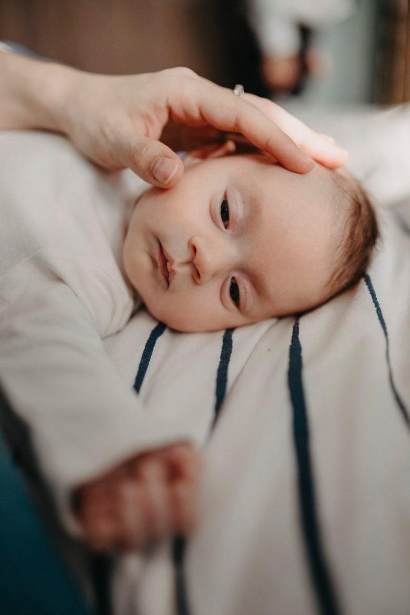 Fotografisanje bebe kod kuce — Milana, Milos, Marko i Mila. Deciji i porodicni fotograf u Beogradu Oksana Skendzic