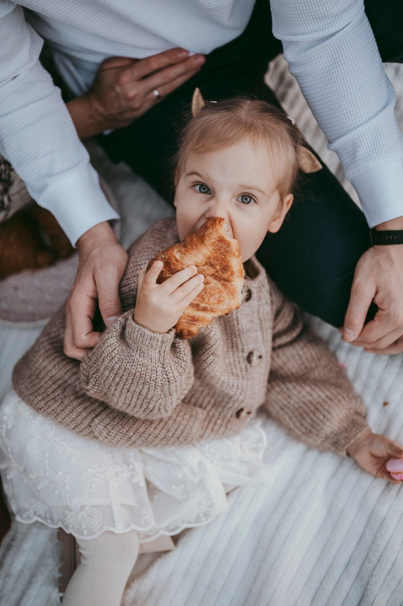 Anastasija, Aleksej i Agata / porodicno fotografisanje napolju. Deciji i porodicni fotograf u Beogradu Oksana Skendzic