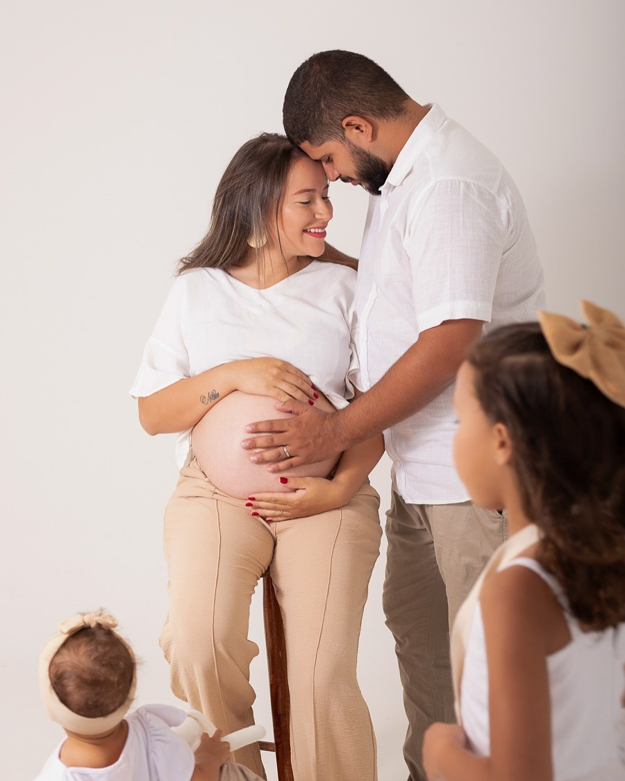 Estúdio Fotográfico em Holambra | Ensaios Gestante, Família e Retratos Profissionais. Joyce Maria Fotografia | Fotógrafa em Holambra