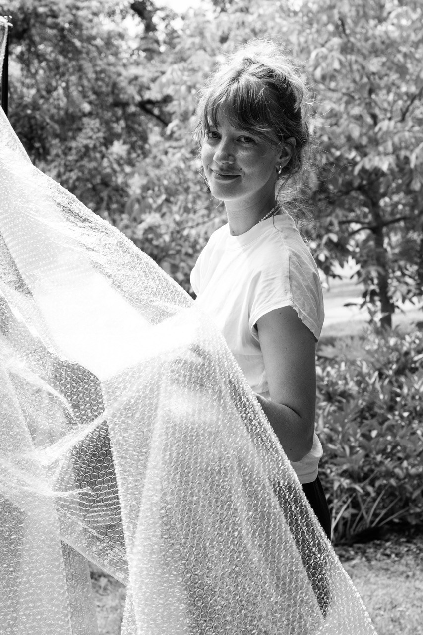 Backstage fotografie. Dana Lišková — Empatická fotografka | Introspektivní umělkyně | Neurodivergentní koučka| Zakladatelka Artepy.cz