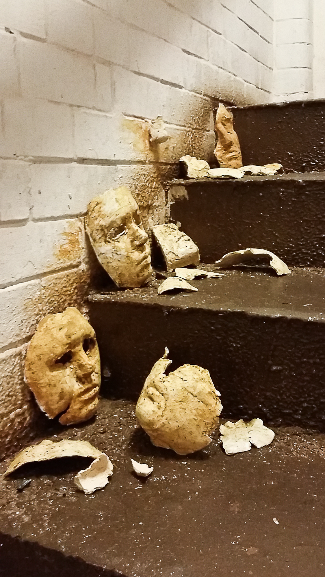 Archaeology of Myself. Home