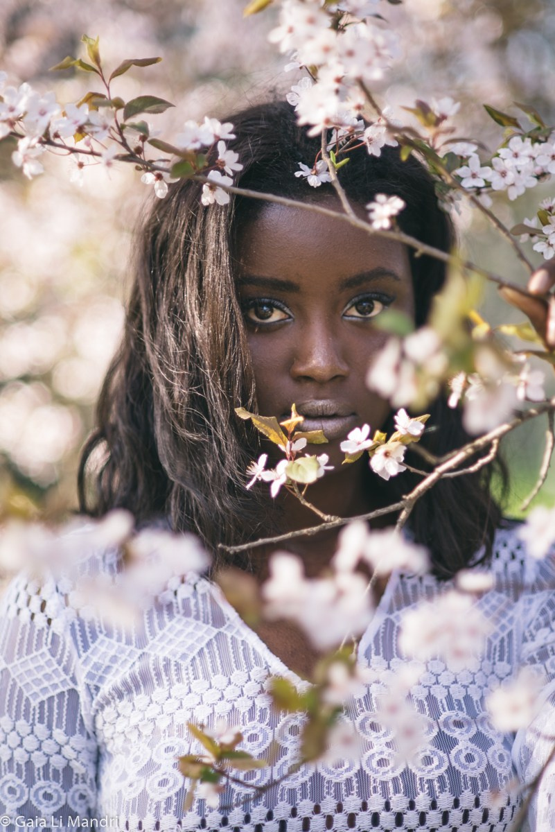 Ritratti Primavera Milano | Fotografie professionali all’aperto. Gaia Li Mandri – Fotografa a Milano & Ritratti su Commissione