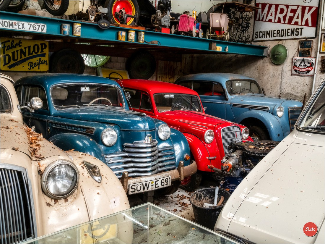 Удивительное место - частный музей старинного хлама - Fahrzeugmuseum. Photographe à Strasbourg | Portraits, Studio, Enfants, Événements