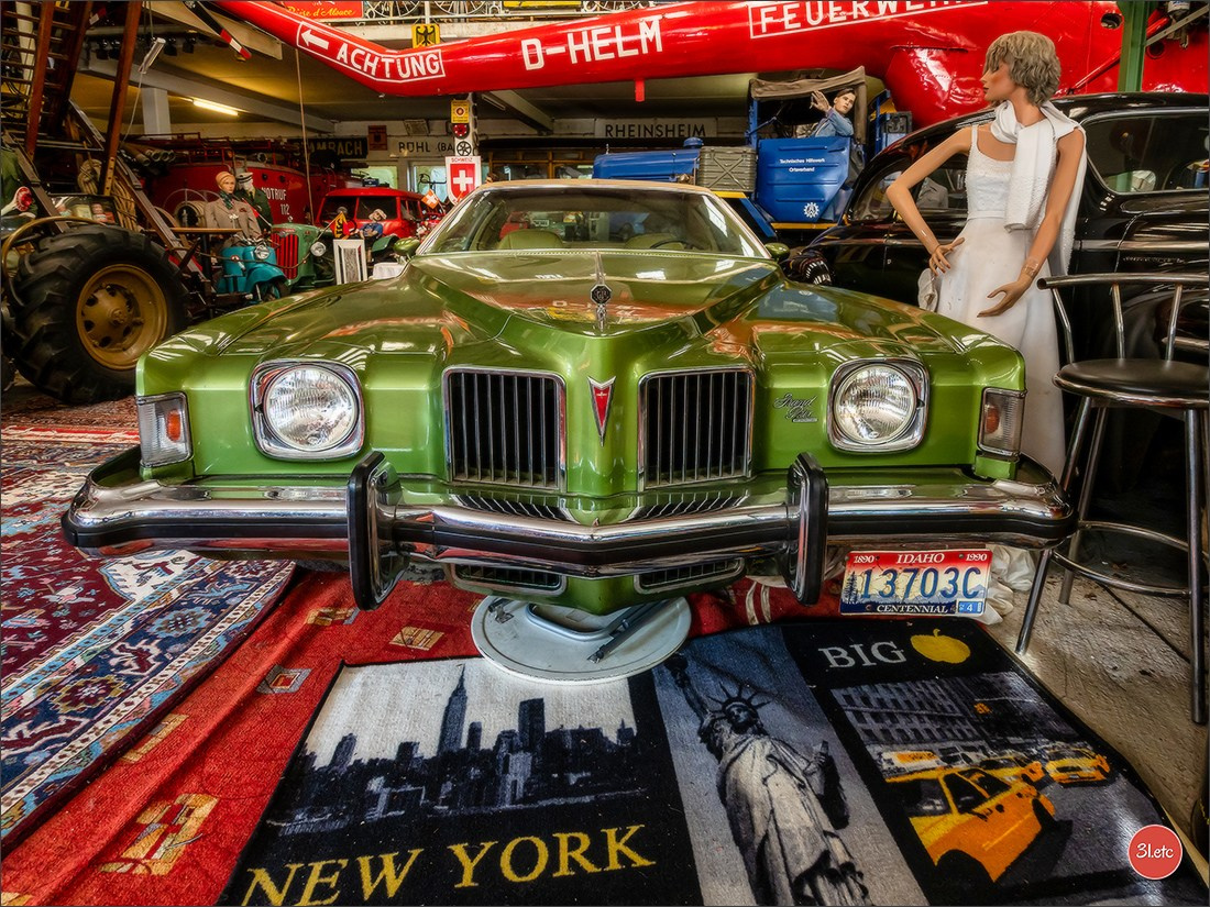 Удивительное место - частный музей старинного хлама - Fahrzeugmuseum. Photographe à Strasbourg | Portraits, Studio, Enfants, Événements